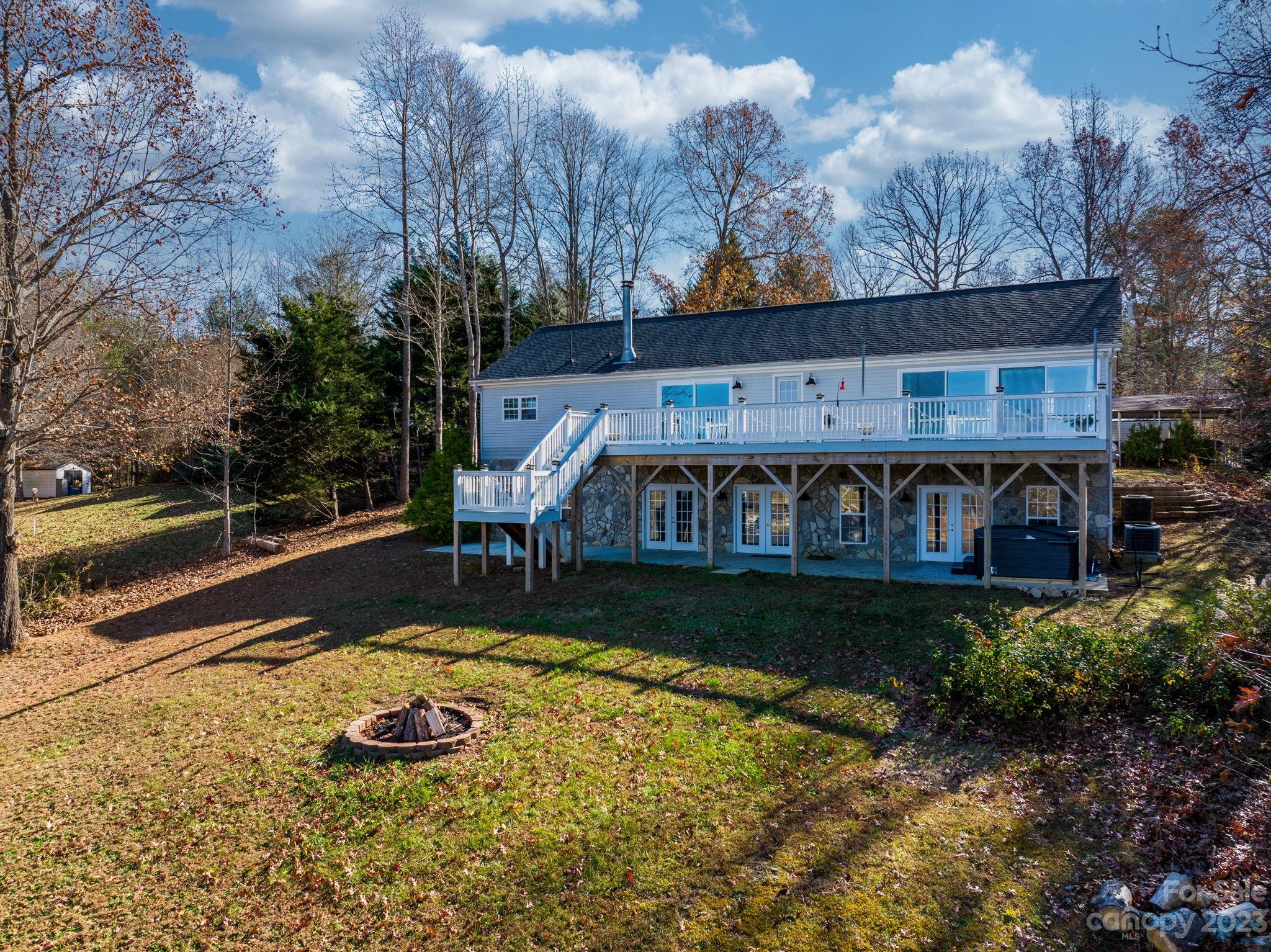 Windsor Pointe - Residential