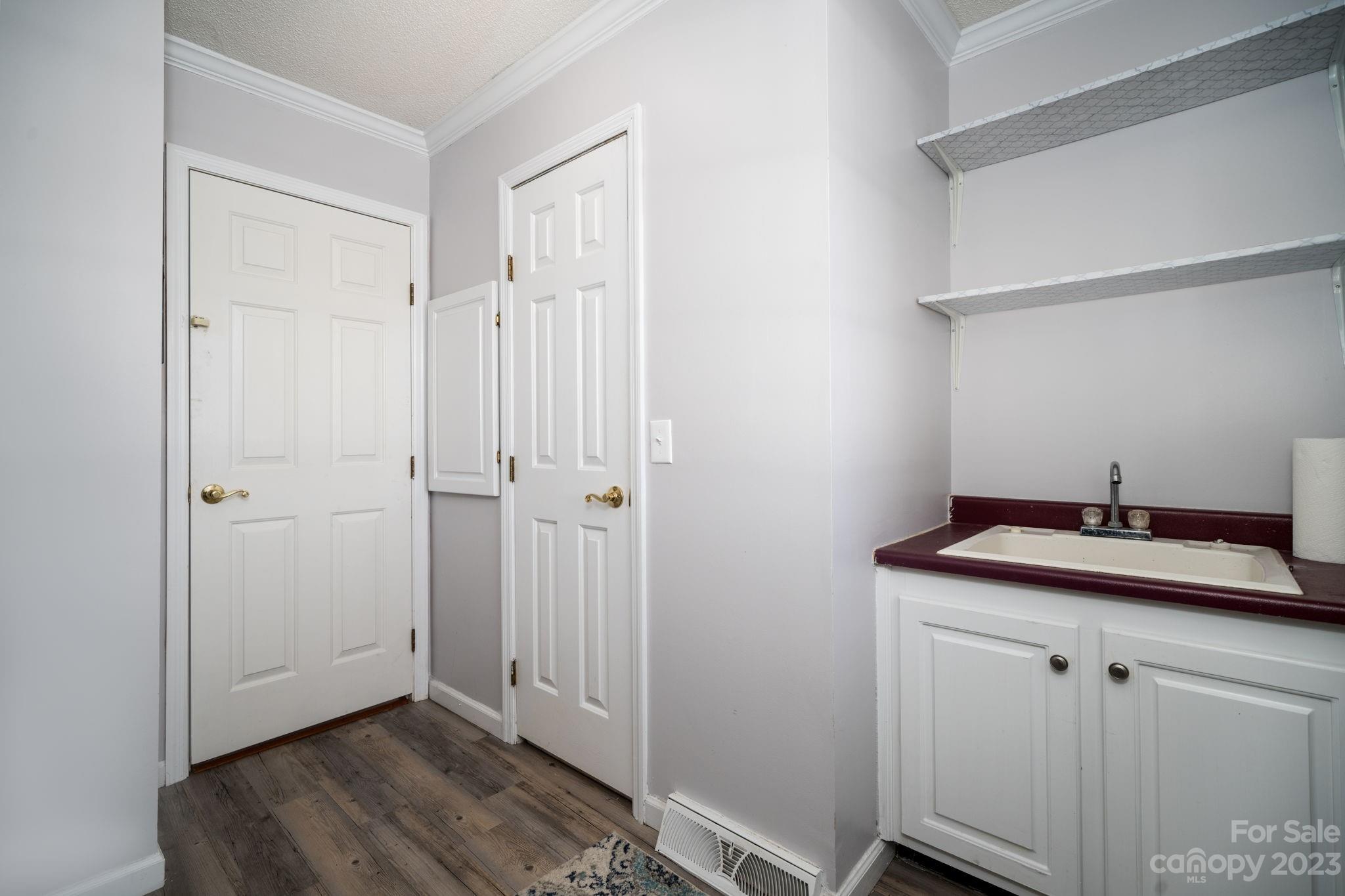 Windsor Pointe - Residential