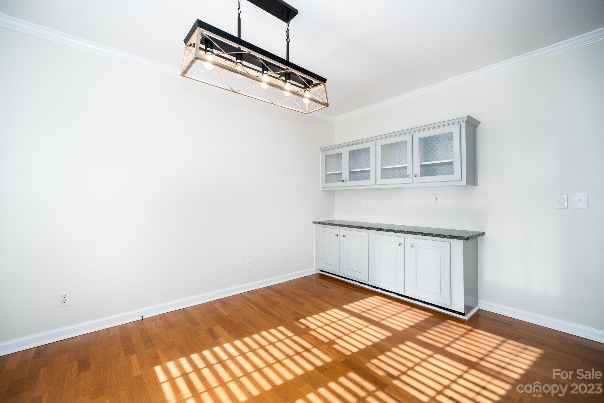 Windsor Pointe - Residential