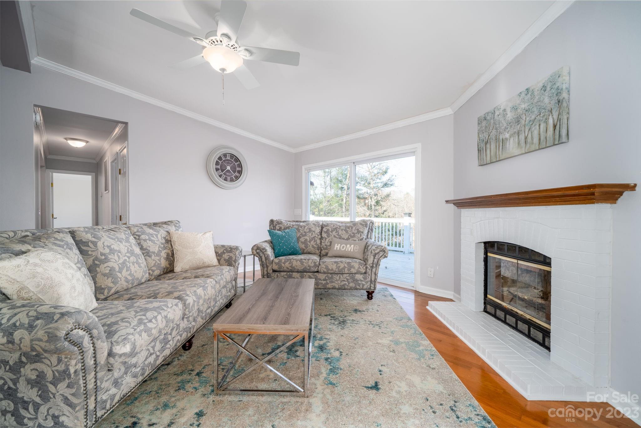 Windsor Pointe - Residential