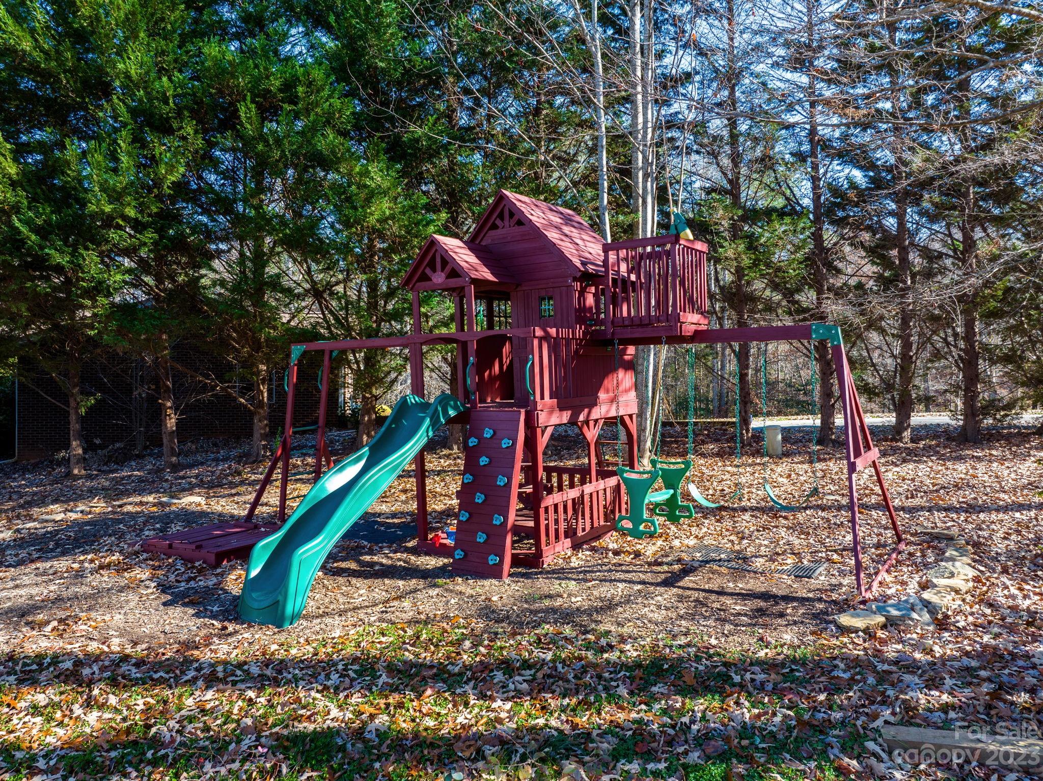 Windsor Pointe - Residential