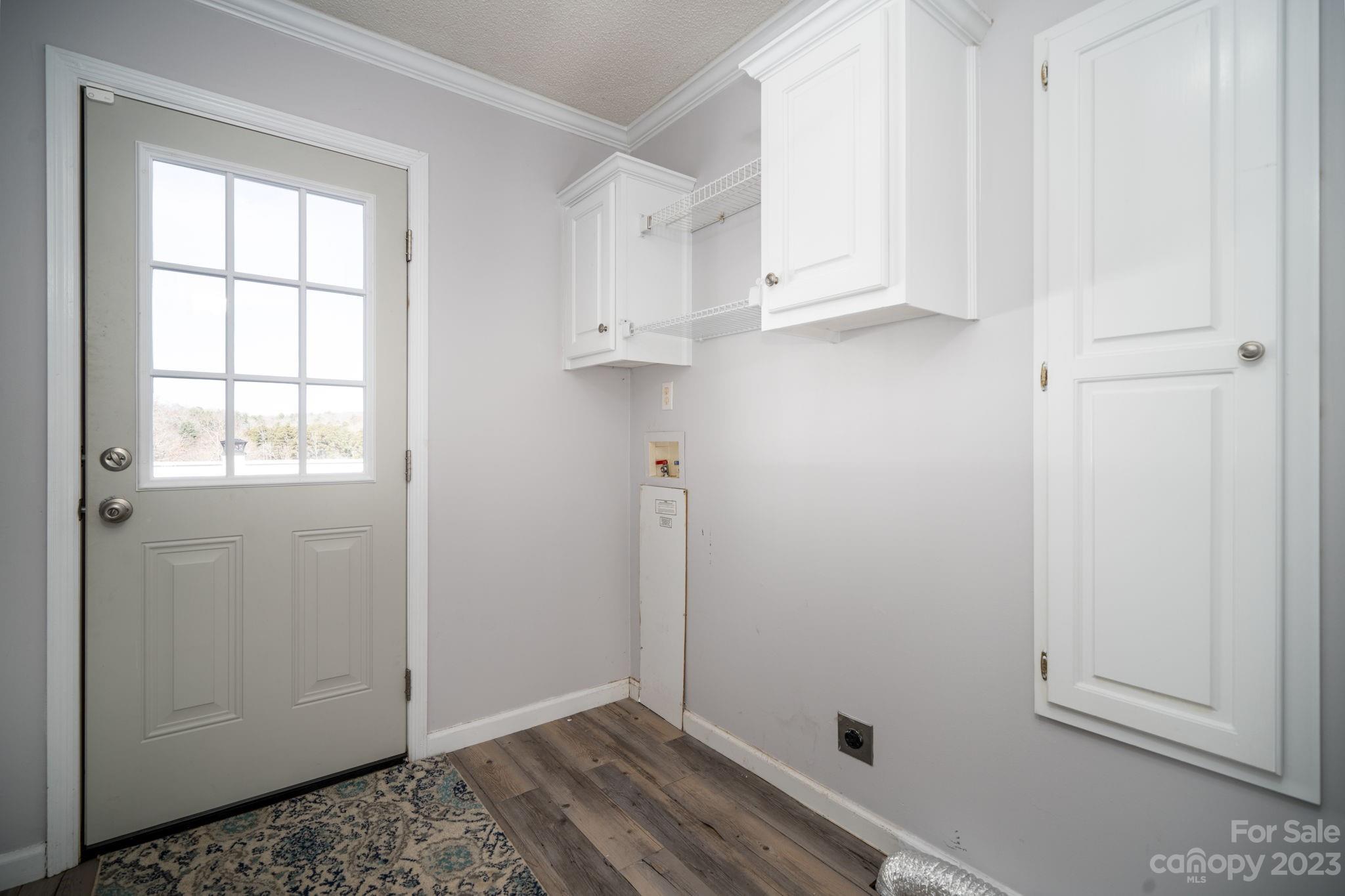 Windsor Pointe - Residential