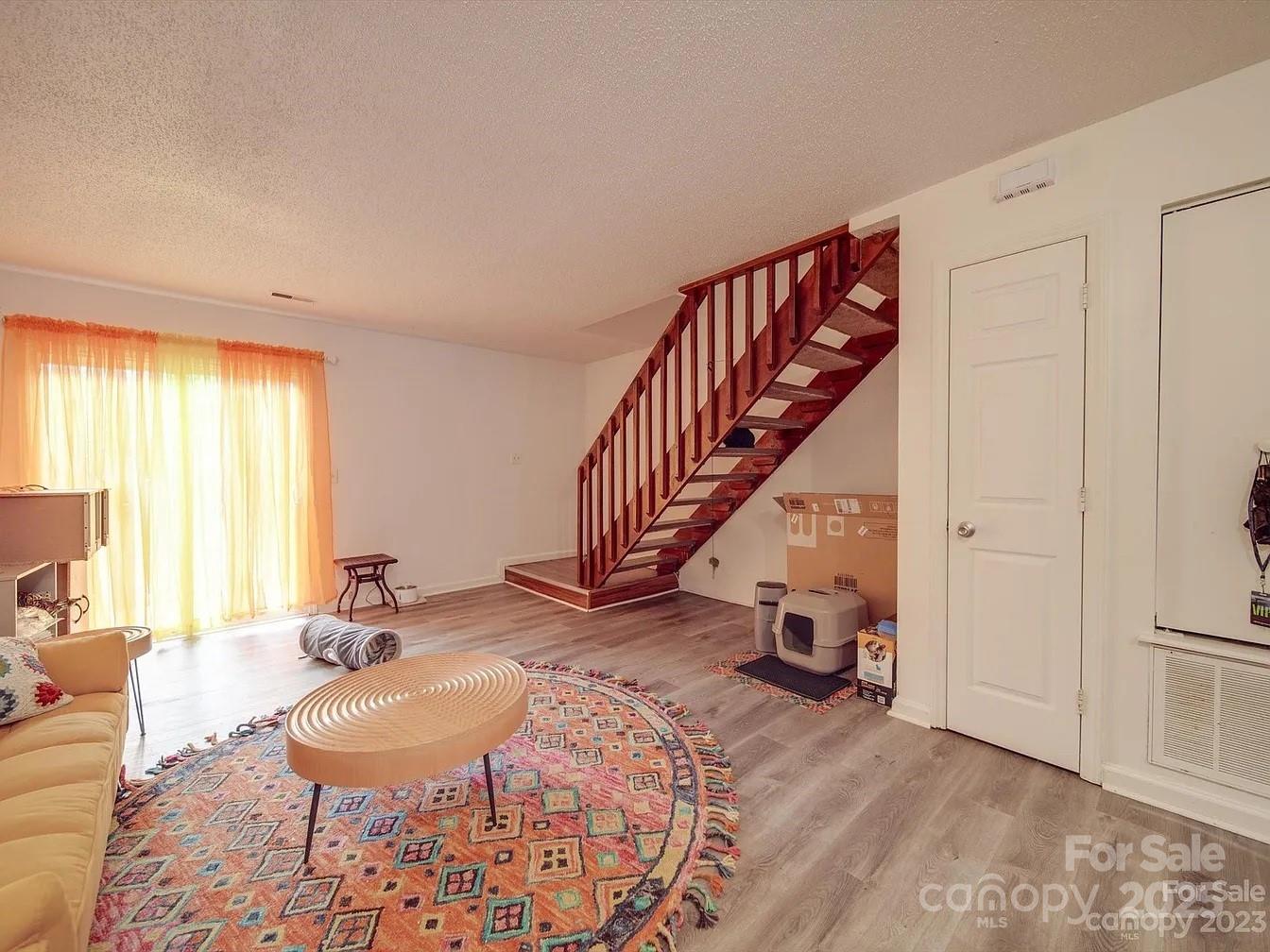 4044 Briarhill Drive