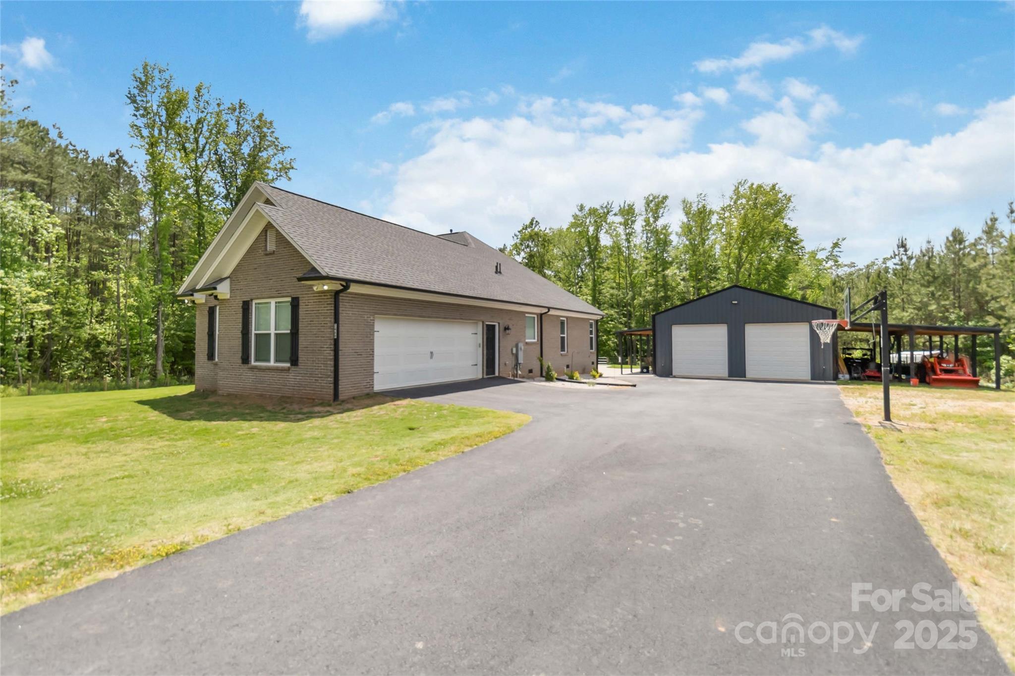 2489 Highway 161 Highway S