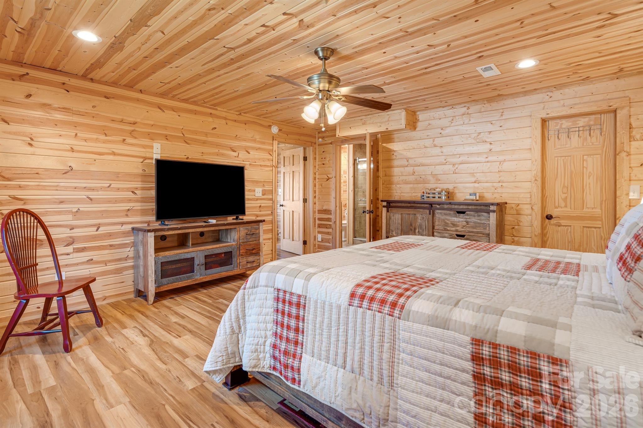 Scenic Wolf Mountain Resort - Residential