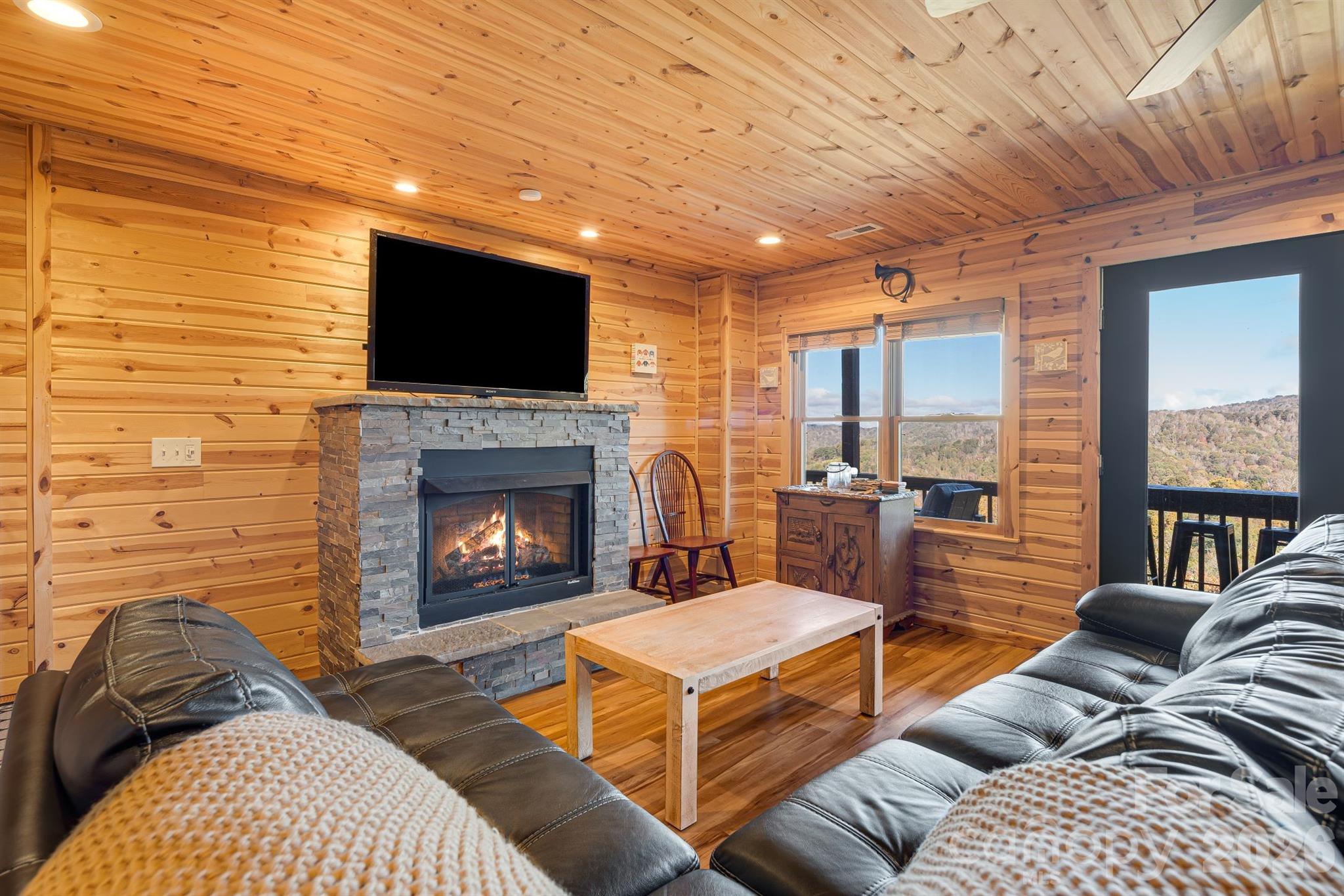 Scenic Wolf Mountain Resort - Residential