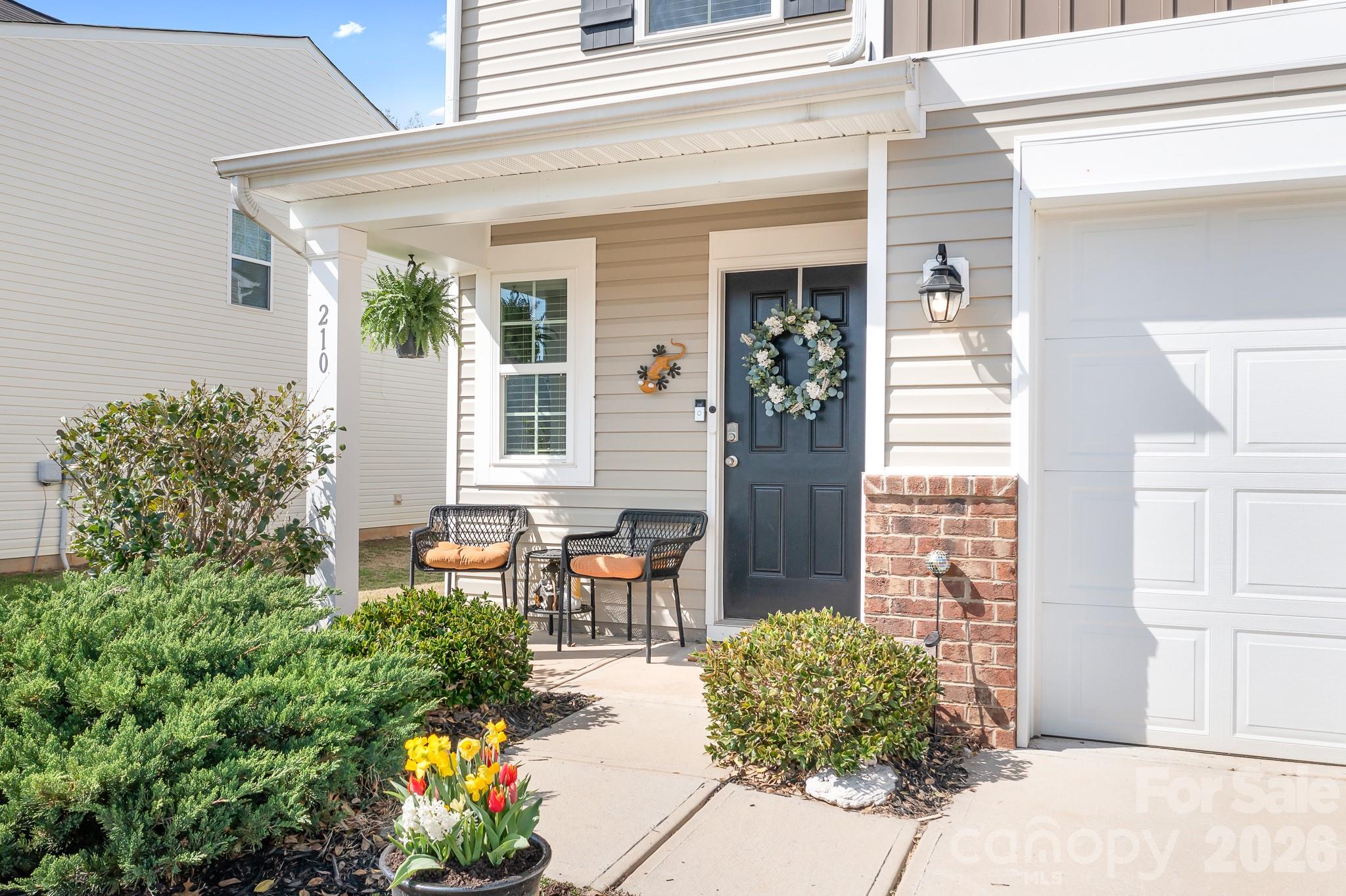 210 Silver Oak Circle