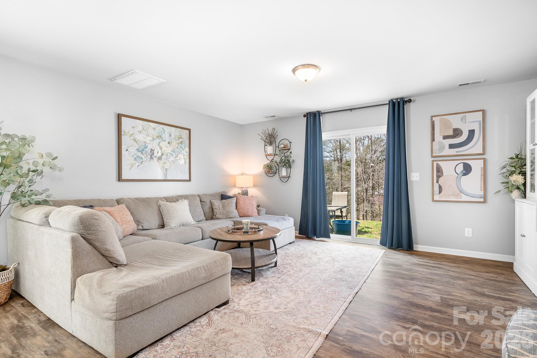 Alexander Glen - Residential