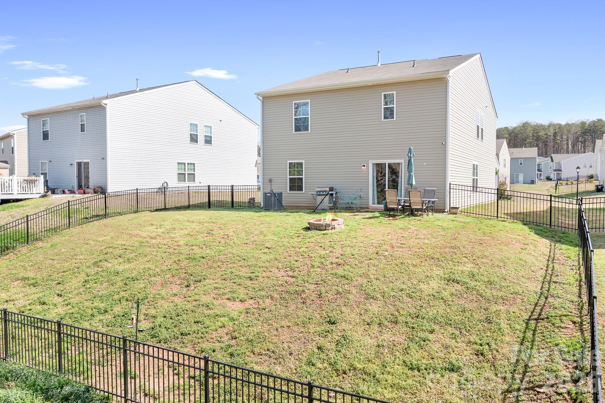 Alexander Glen - Residential