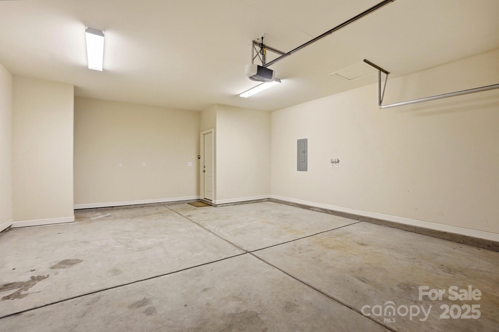 The Preserve At Riverchase - Residential