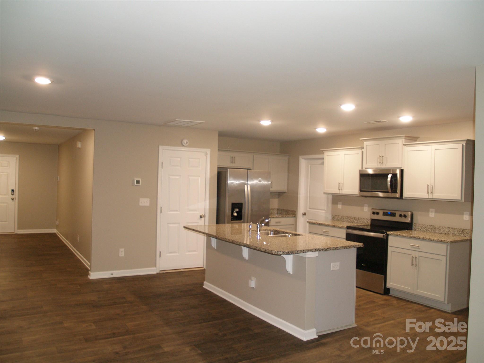 2504 Mcintosh Street