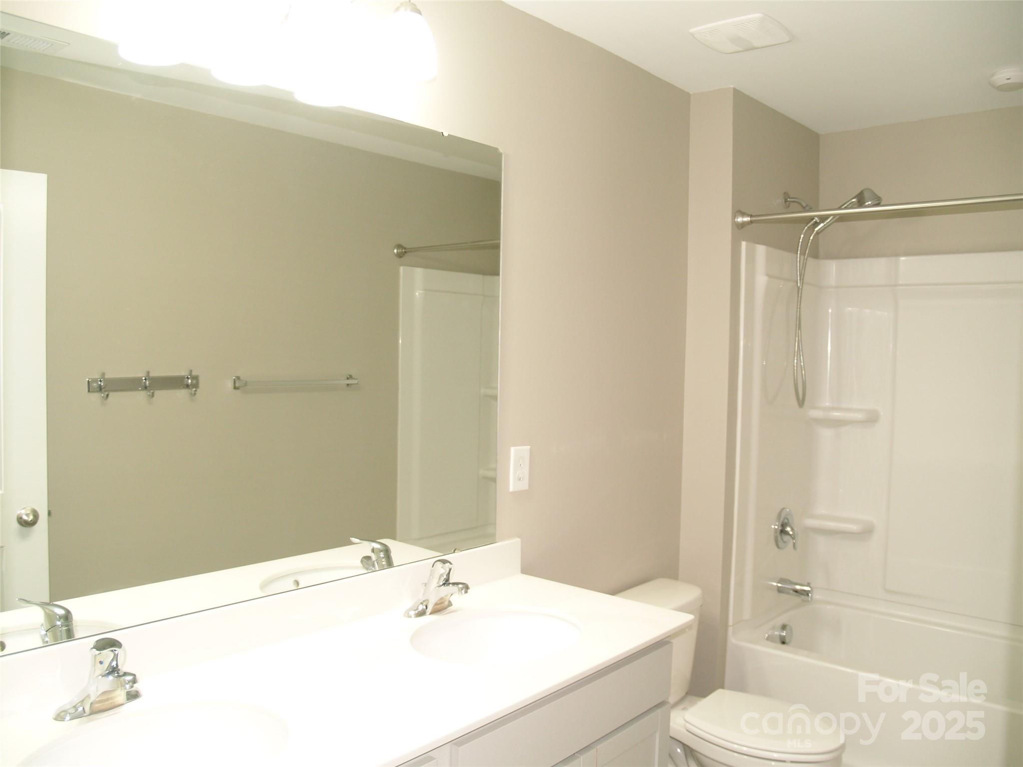 Apple Creek - Residential