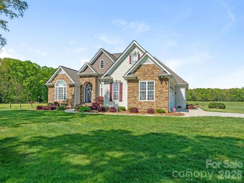 16160 Hopewell Church Road Midland NC 28107