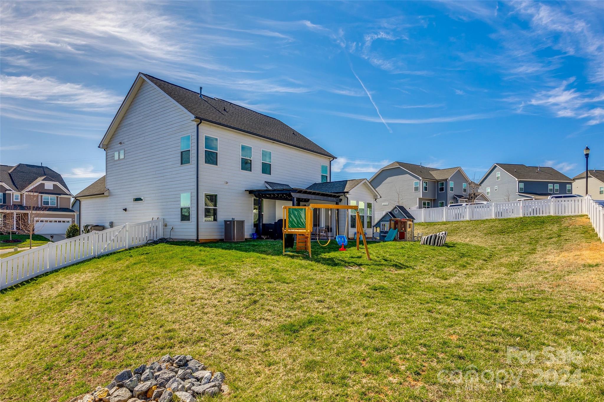 Robinson Oaks - Residential