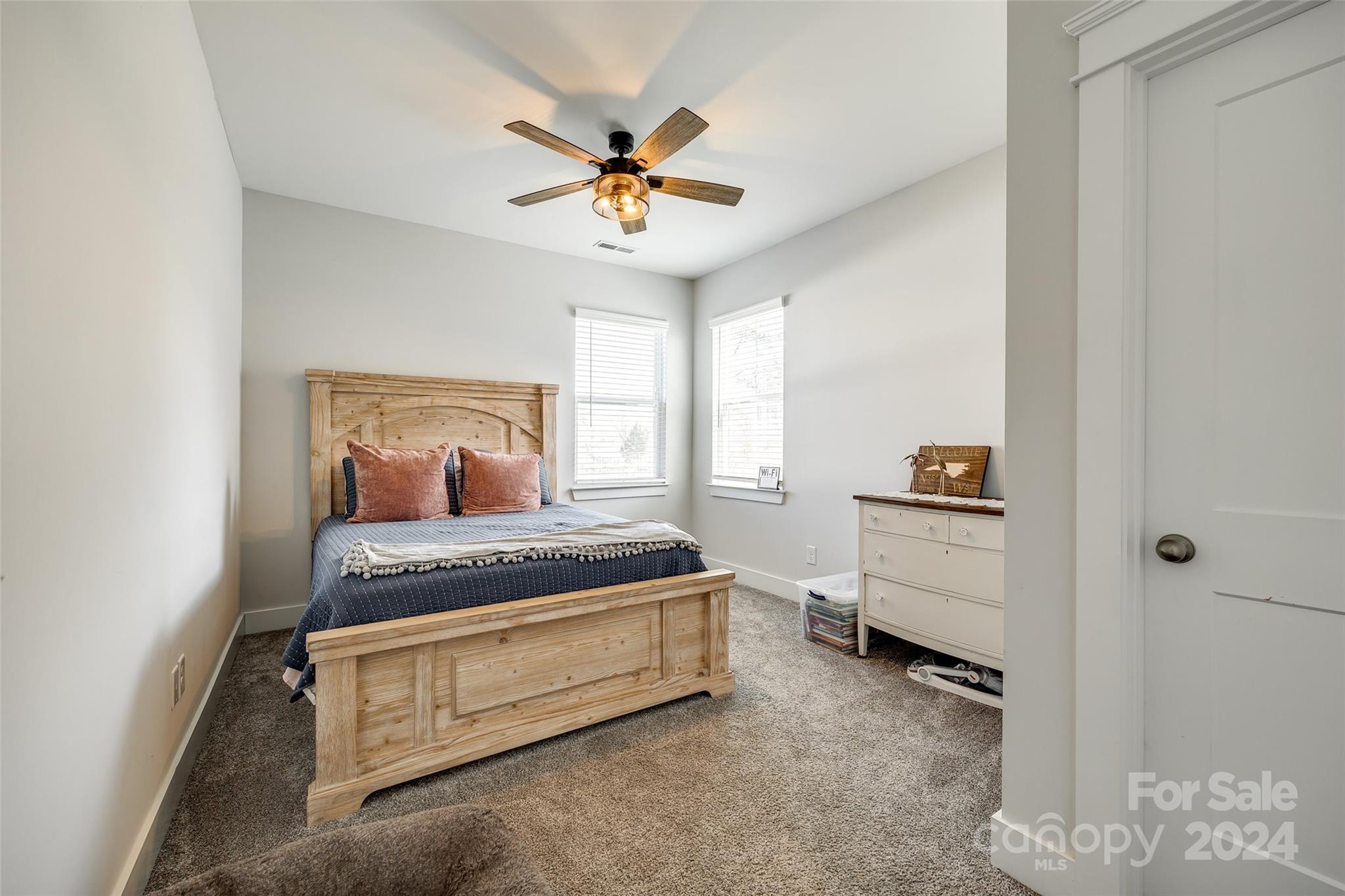 Robinson Oaks - Residential