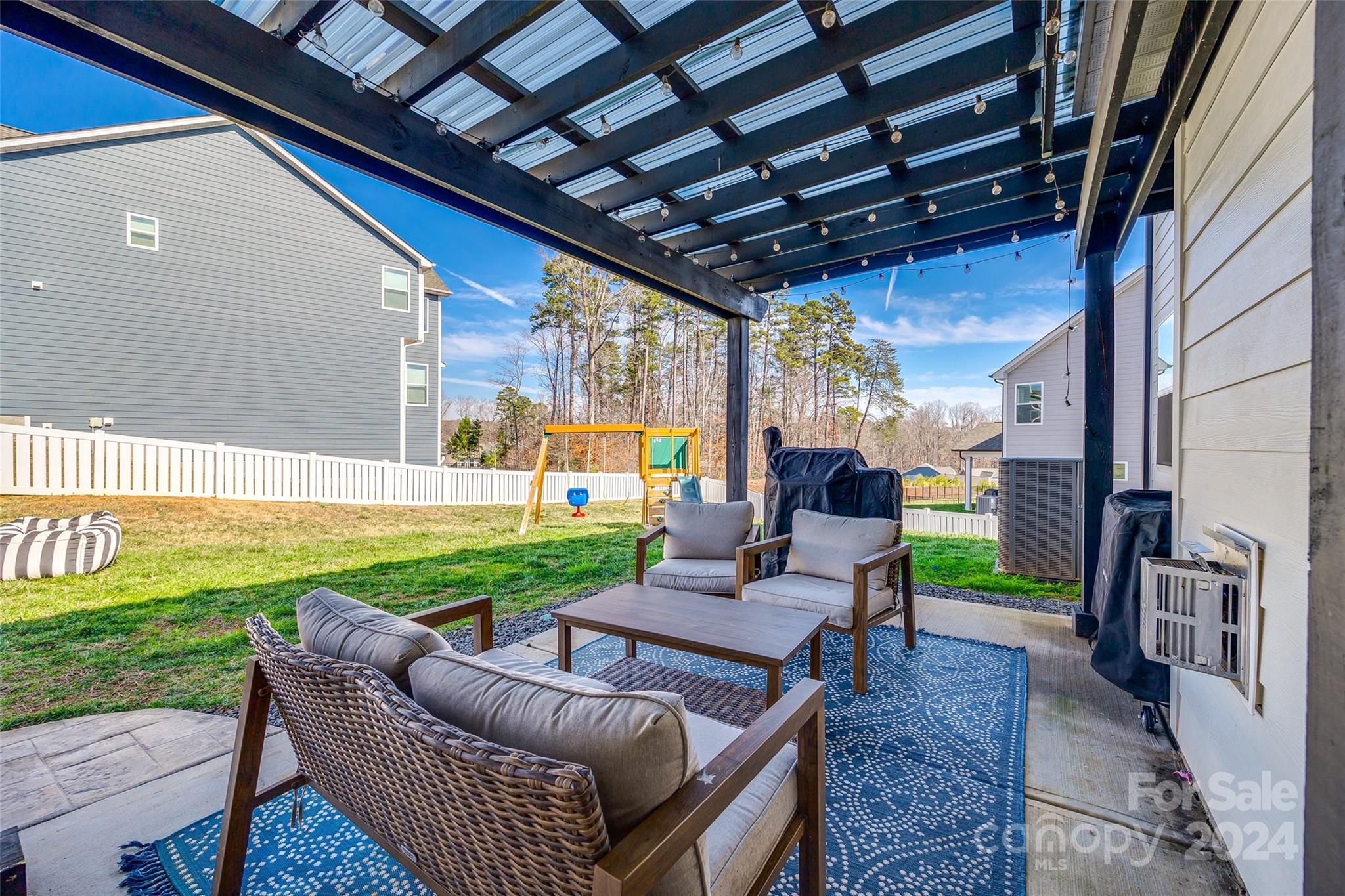 Robinson Oaks - Residential