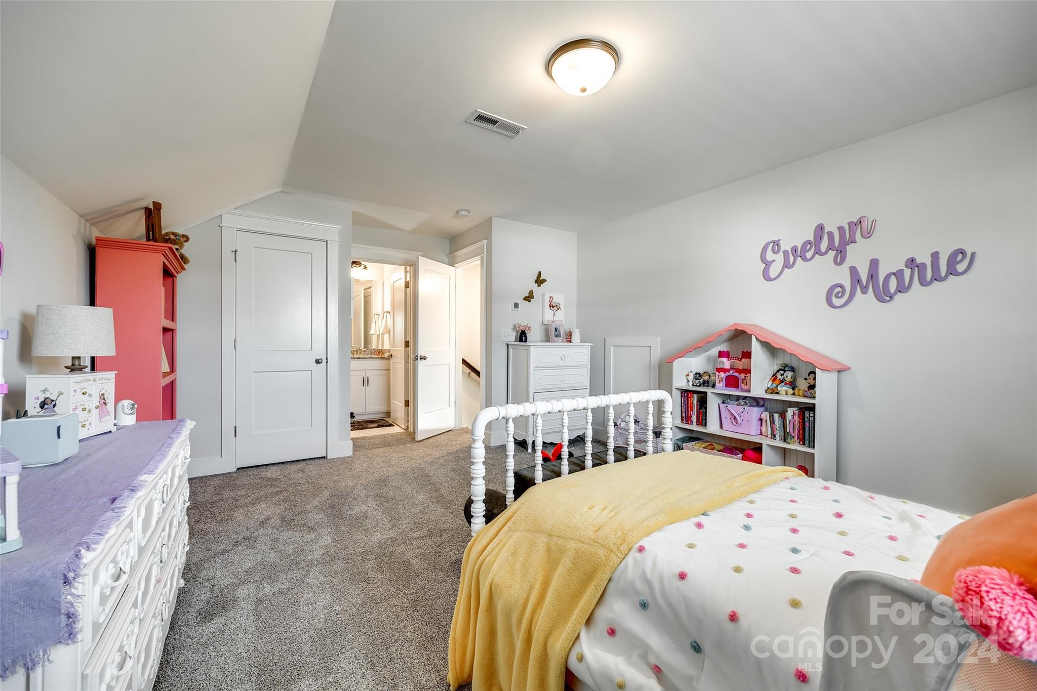 Robinson Oaks - Residential