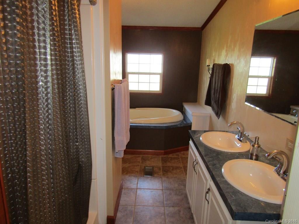 Suncrest Farms - Residential