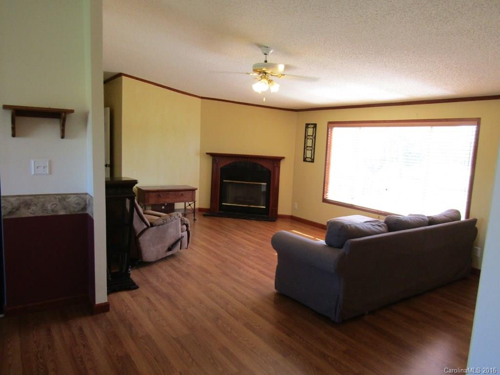 Suncrest Farms - Residential