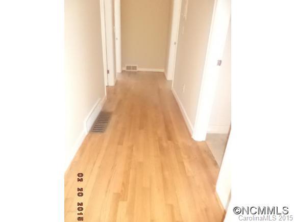 Roy B Mccracken - Residential