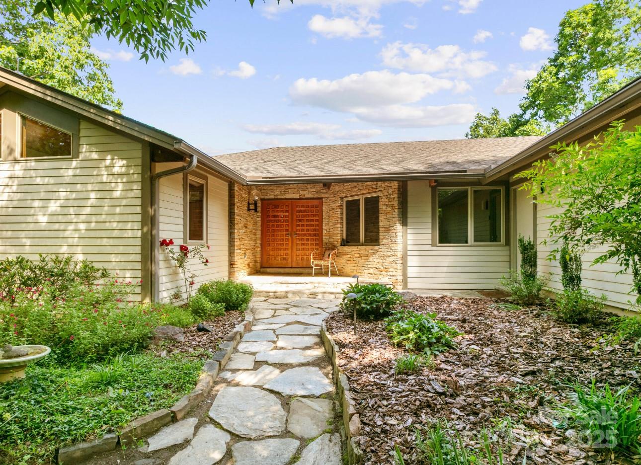 705 Overlook Drive