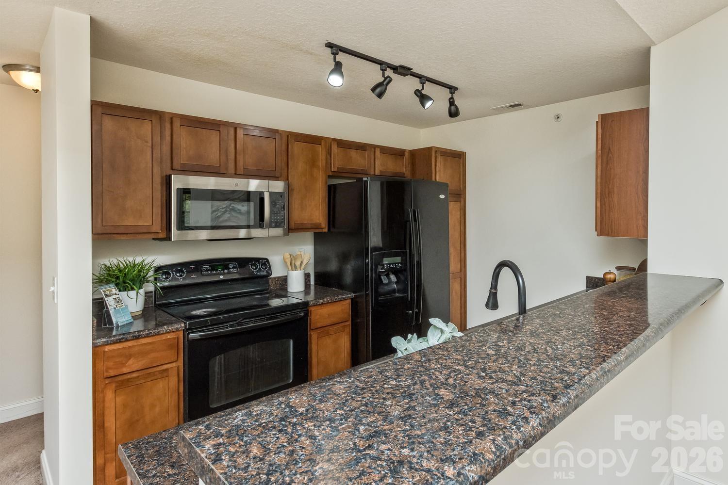 Fox Glen - Residential