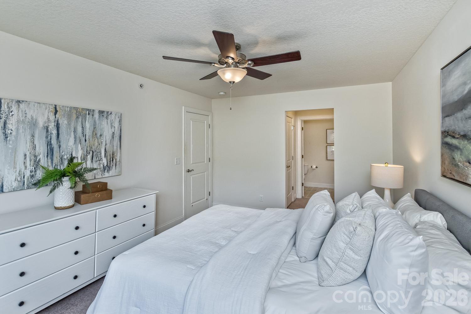 Fox Glen - Residential