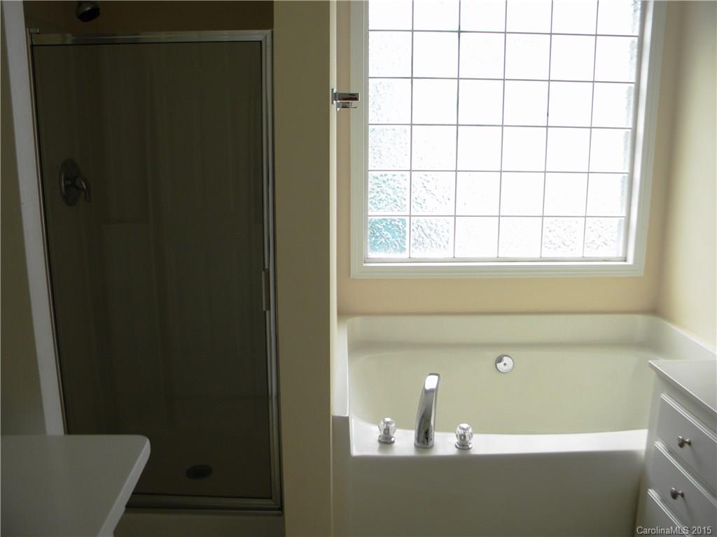 Woodleaf - Residential