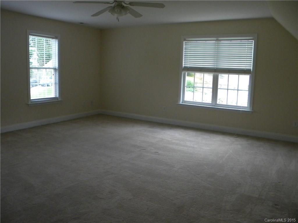 Woodleaf - Residential