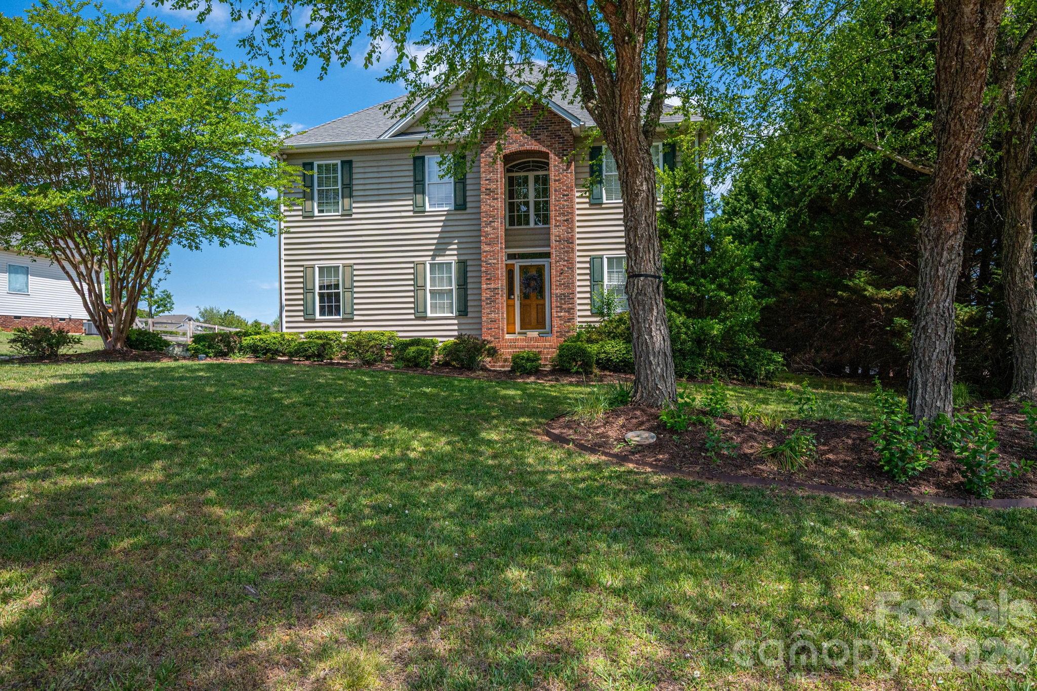 Huntington Hills - Residential