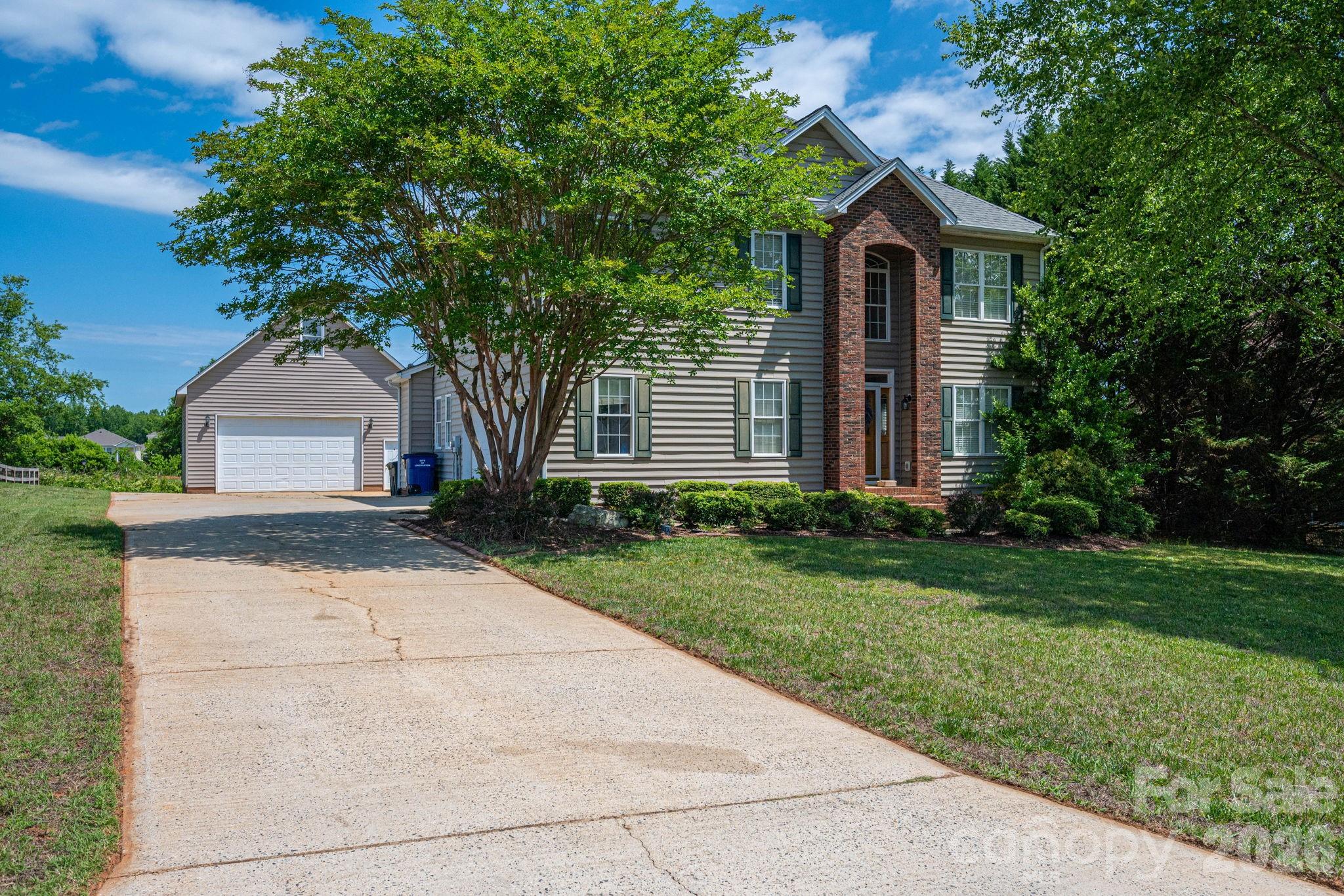 Huntington Hills - Residential