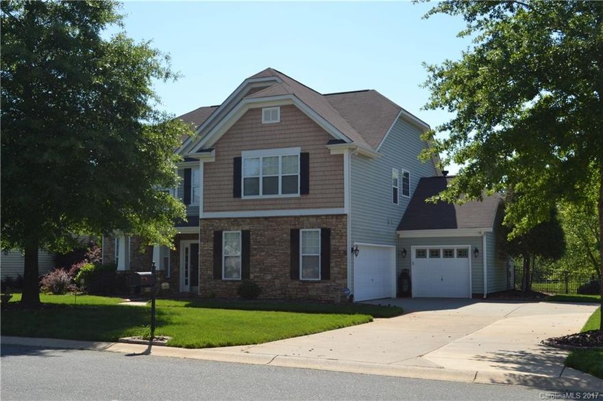 Absolutely immaculate 4bd/2.5 bth on premier lot in Taylor Glenn subdivision. Low Union county taxes, great schools, close to shopping, theater, and restaurants. Attributes include: granite, custom tile, carpet upstairs, hardwoods, built-in bookshelves, crown-molding, sunroom, 20’x12’ concrete patio w/pergola, 50-amp hookup for hot tub. Patio/Sunroom provide intimate views of pond with lighted fountain. Newly-sodded yard with irrigation system. Fenced backyard is ready for your personal touch!