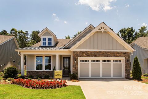 8925 Silver Springs Court Charlotte NC 28215
