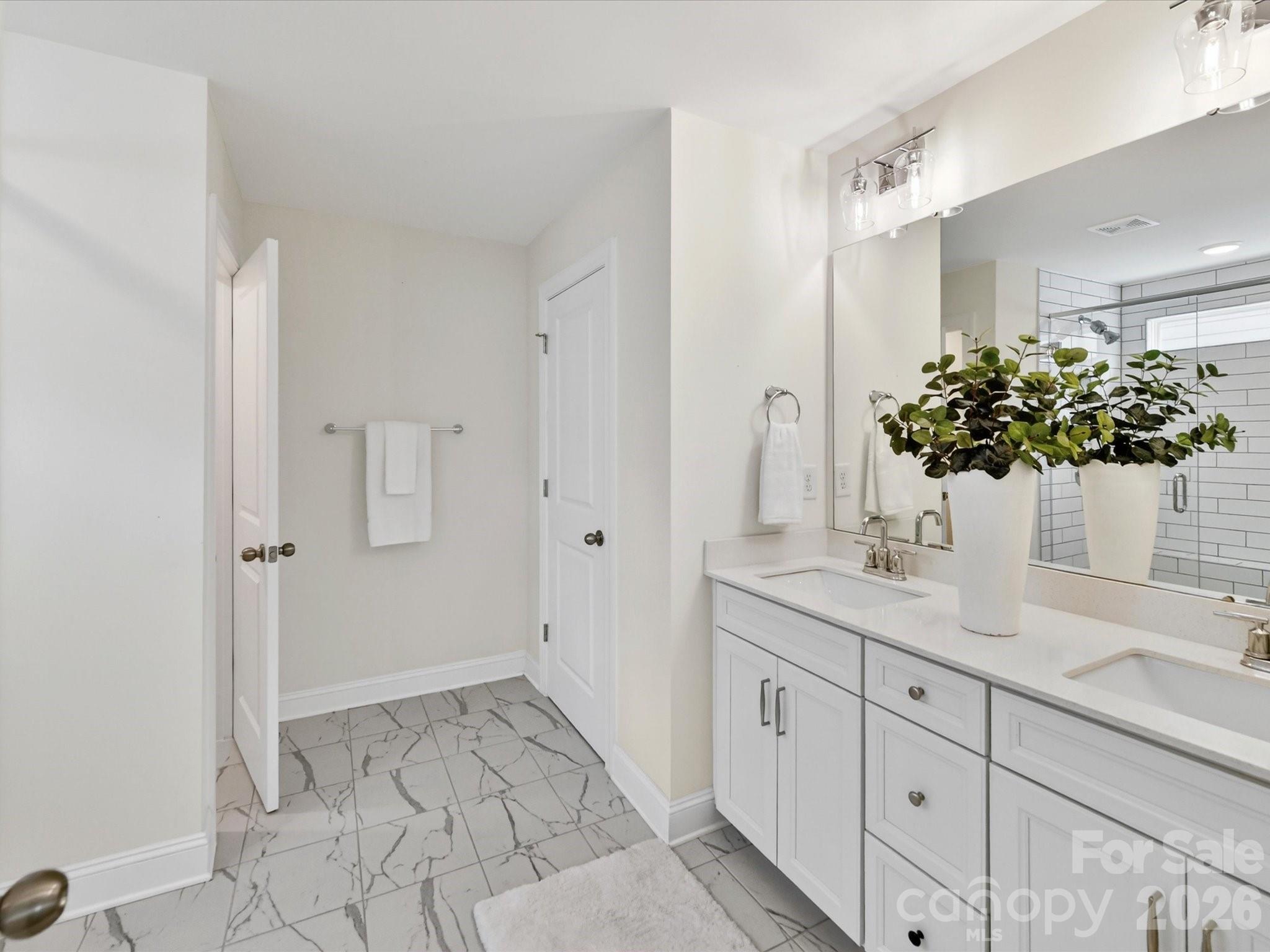 Harrisburg Village - Residential