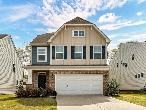 Photo of 3869 Center Place Drive, Harrisburg, NC 28075 (MLS # 4367956)