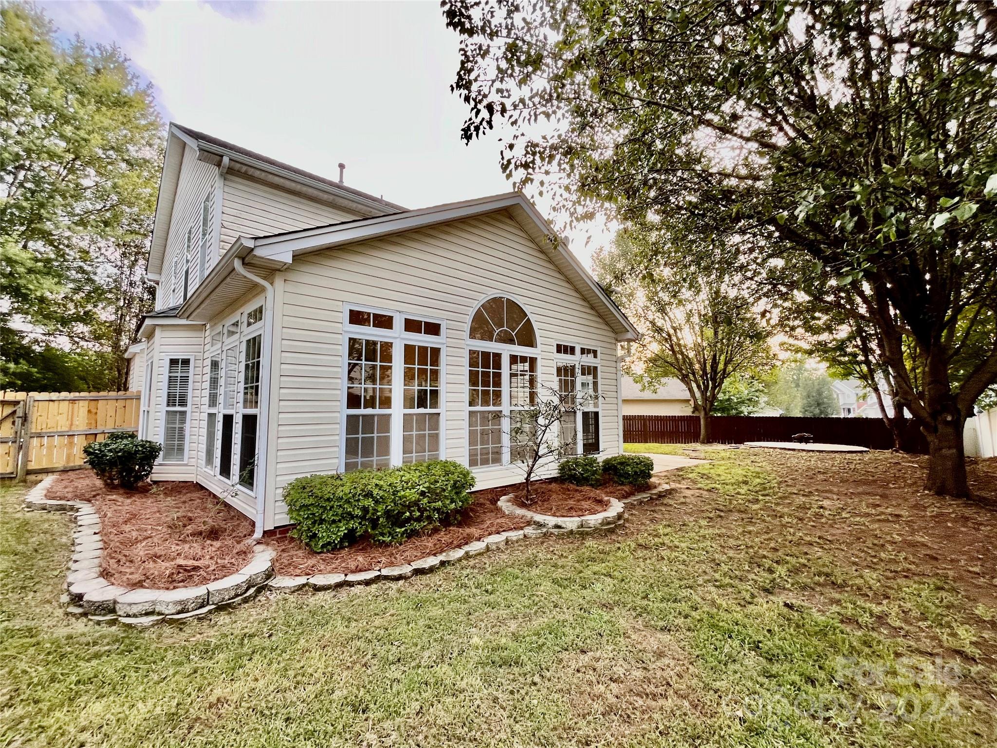 Waterstone - Residential