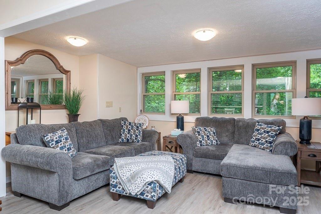 126 Hillside Court 1103