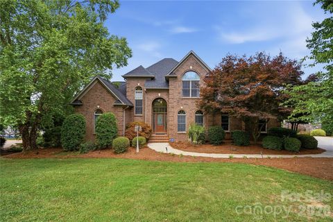 Photo of 263 Quiet Waters Road, Belmont, NC 28012 (MLS # 4392874)