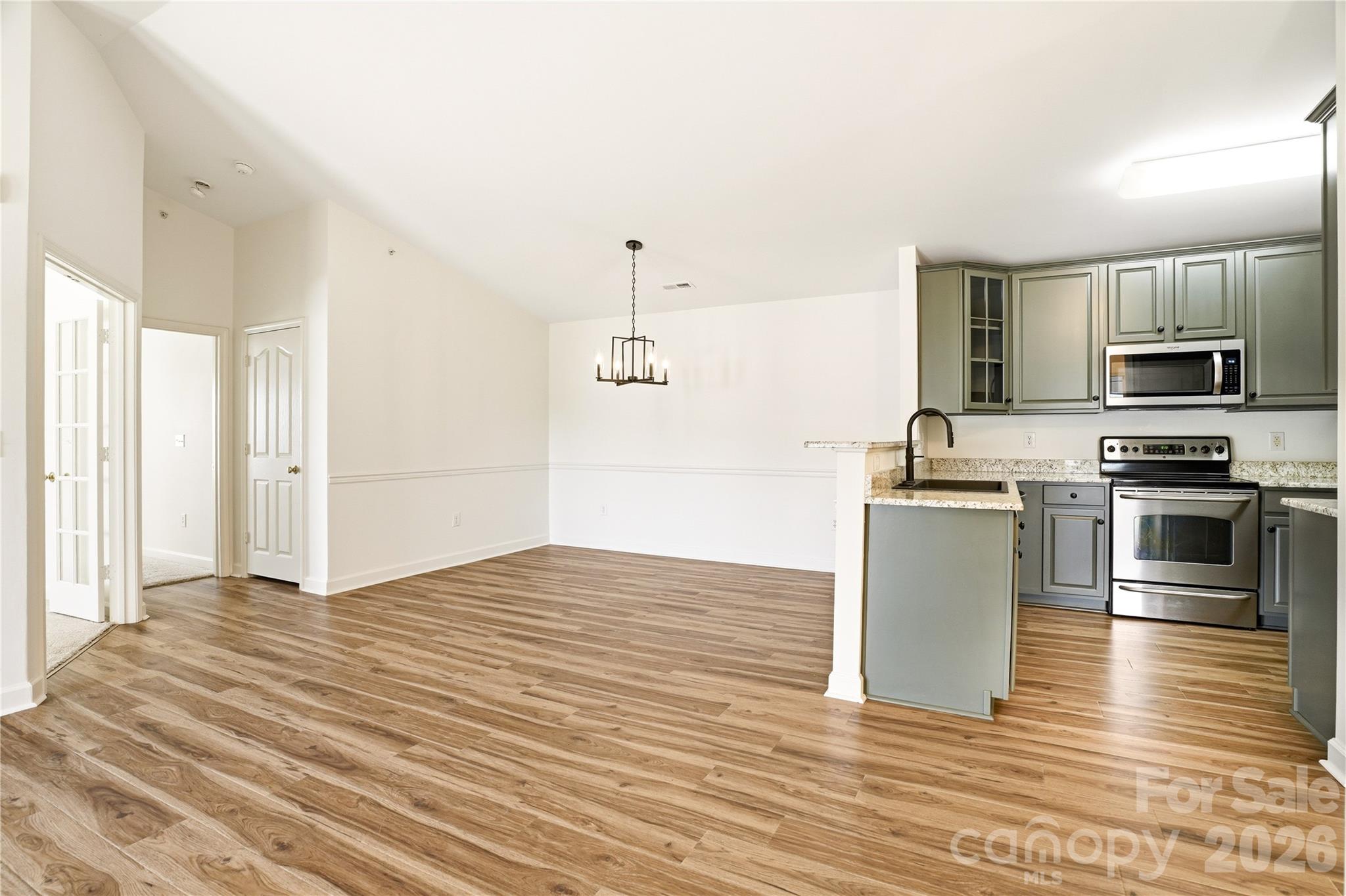 Alexander Chase - Residential