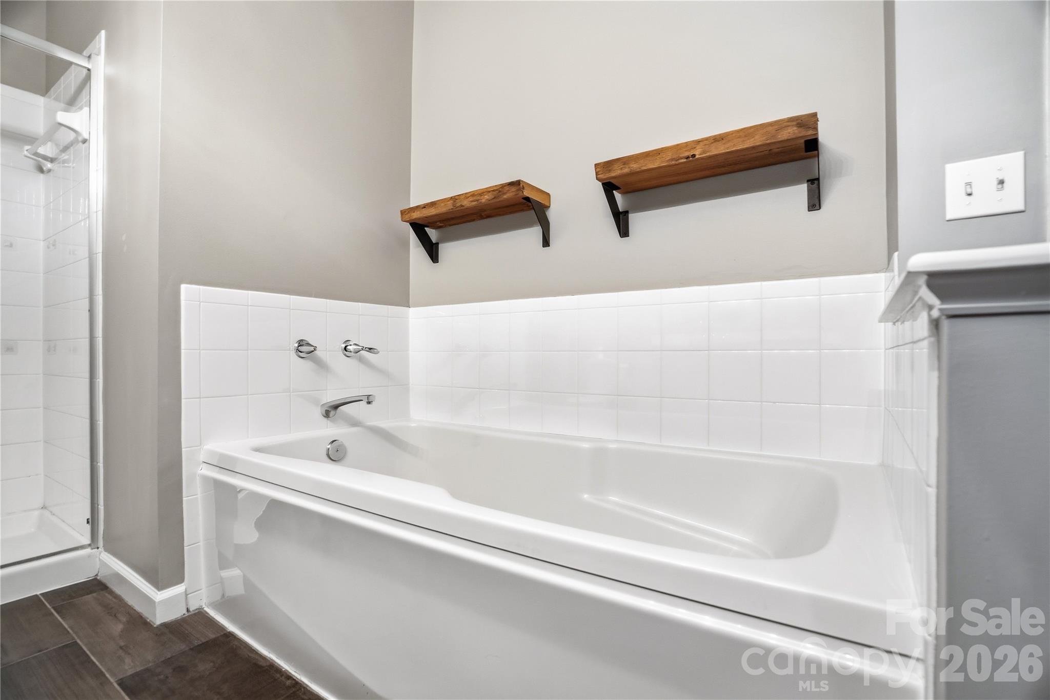 Alexander Chase - Residential