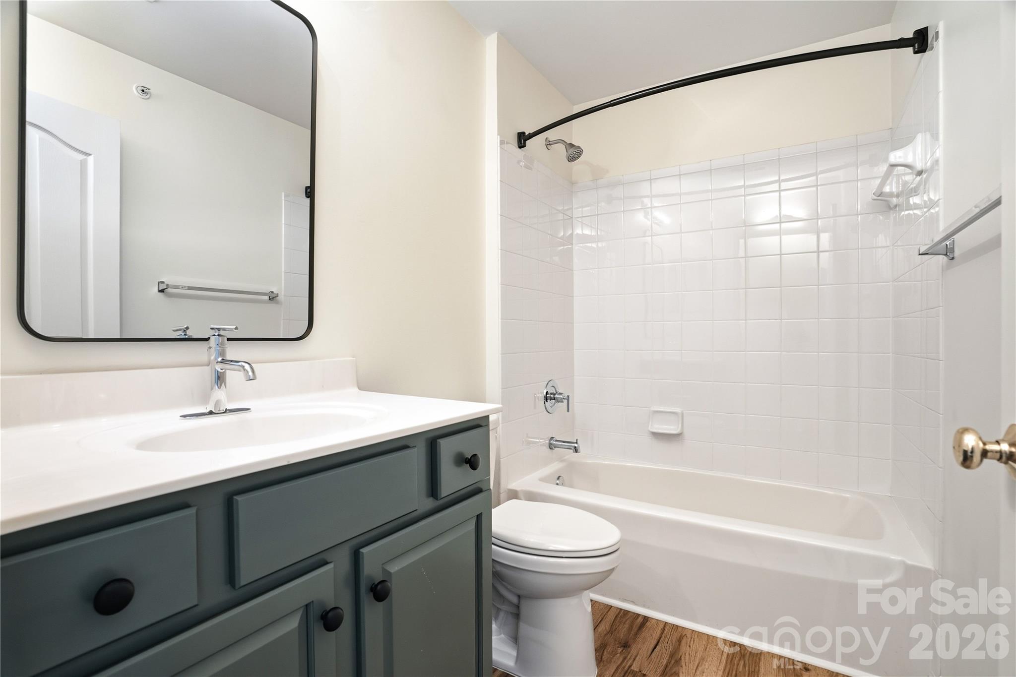 Alexander Chase - Residential