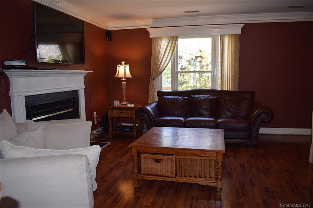 Glenwood Manor - Residential