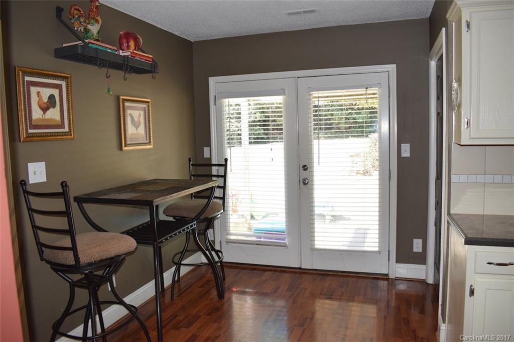 Glenwood Manor - Residential