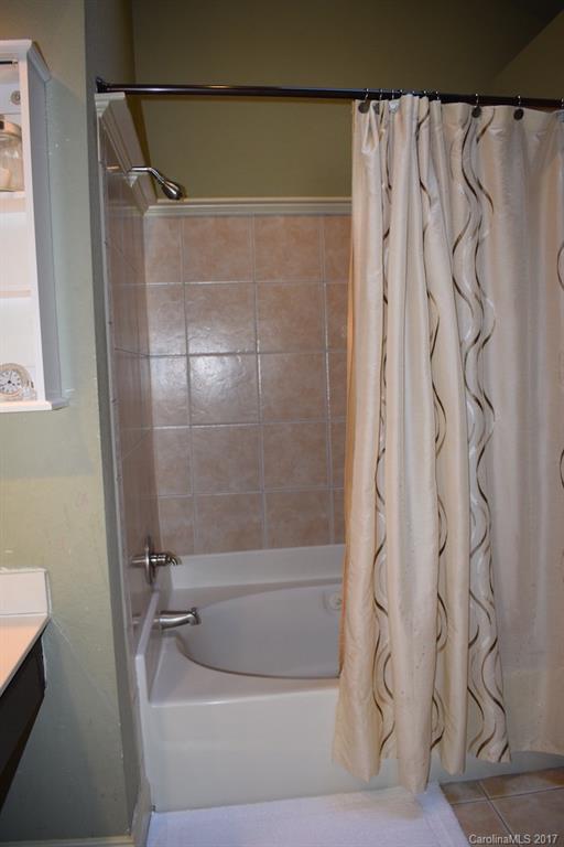 Glenwood Manor - Residential