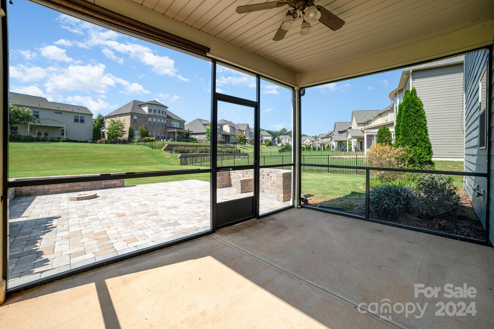 Queensbridge - Residential