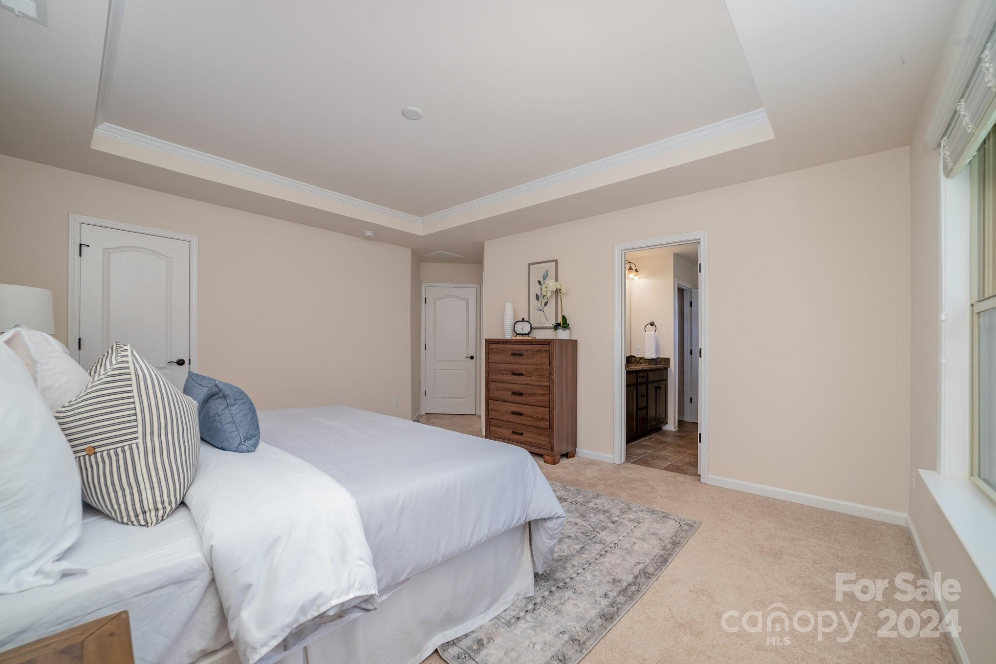 Queensbridge - Residential