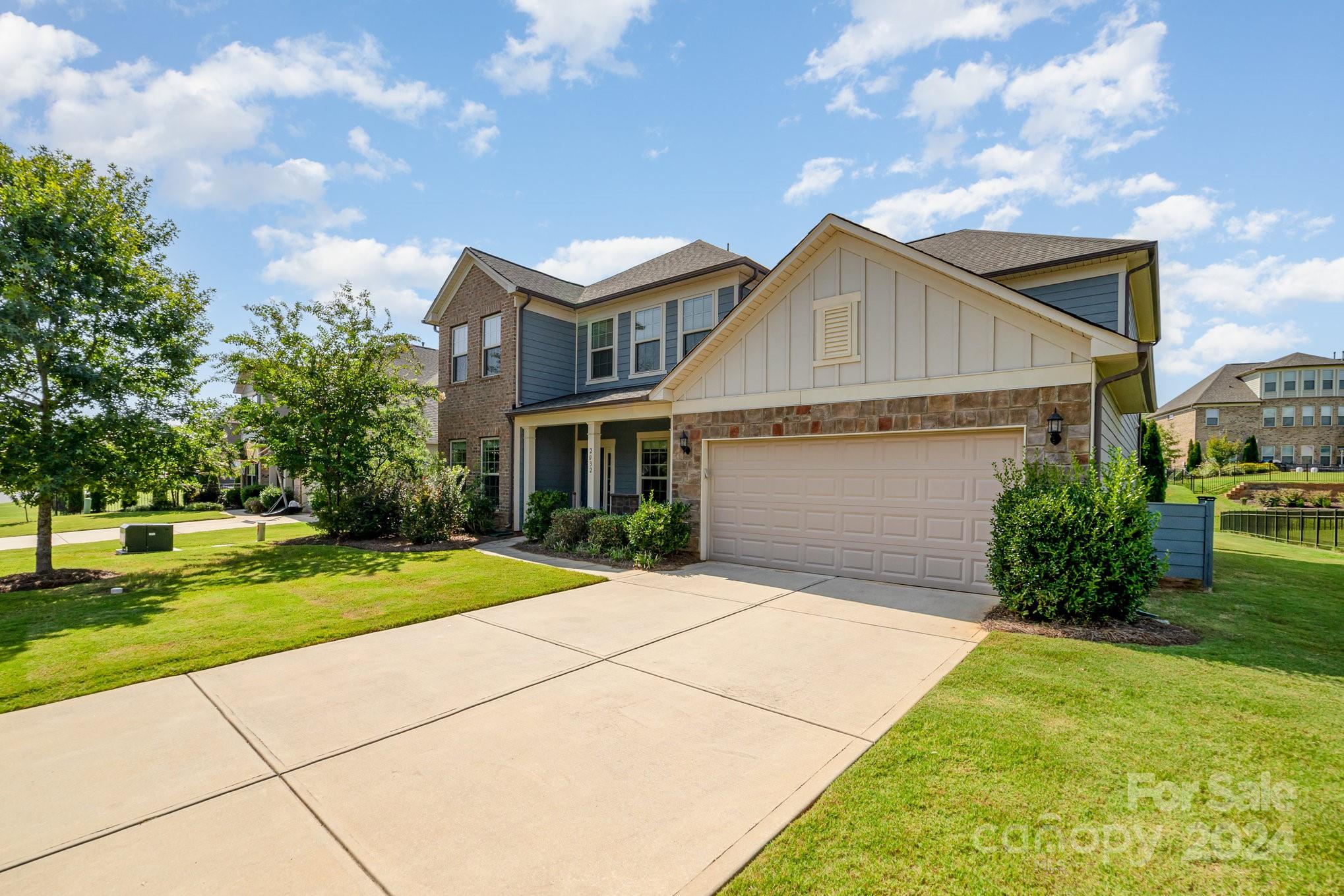 Queensbridge - Residential