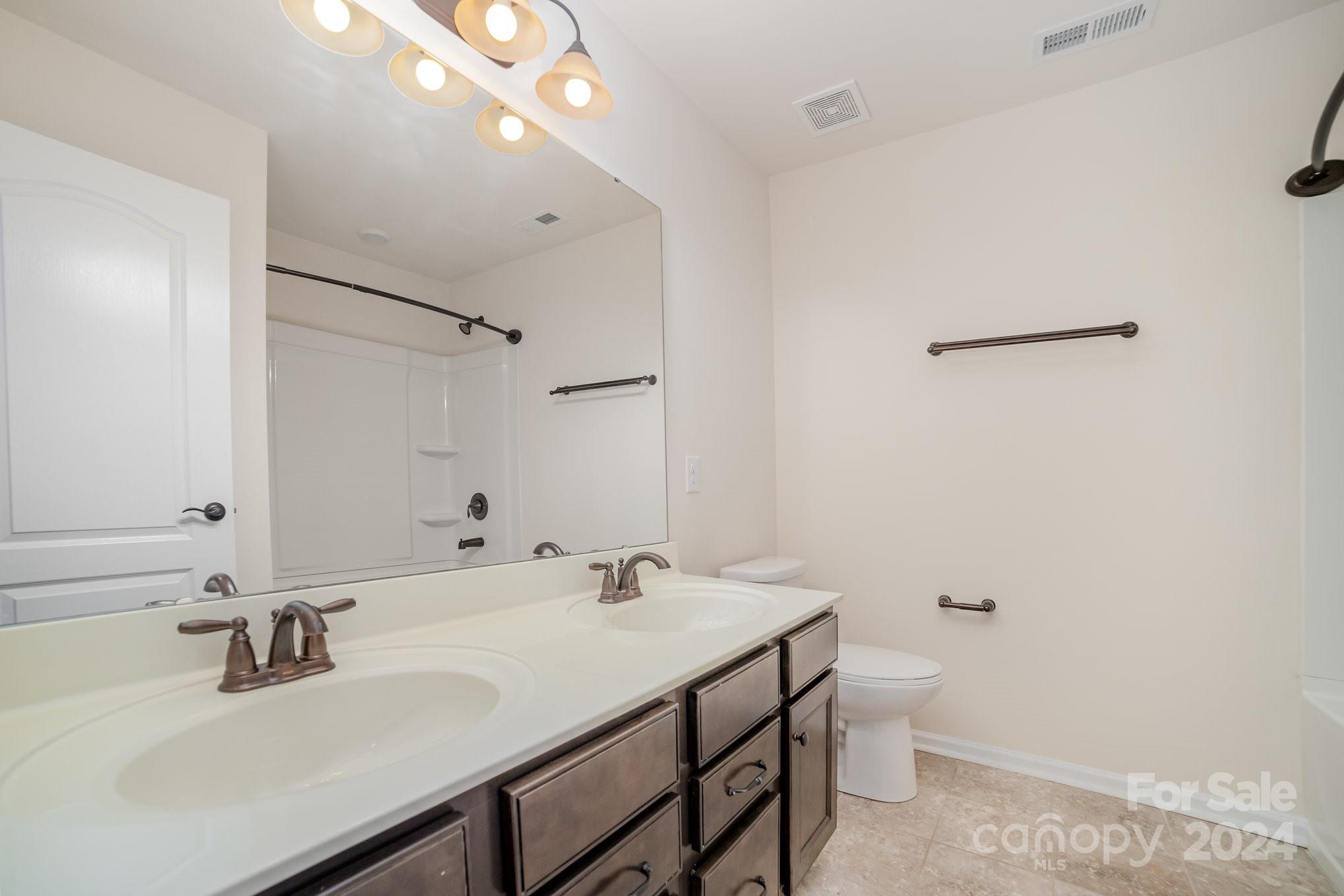 Queensbridge - Residential