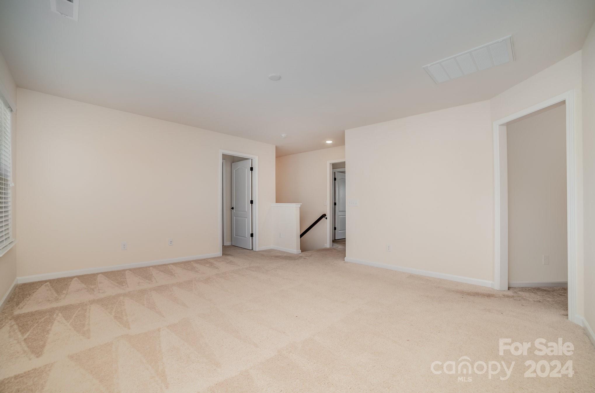 Queensbridge - Residential