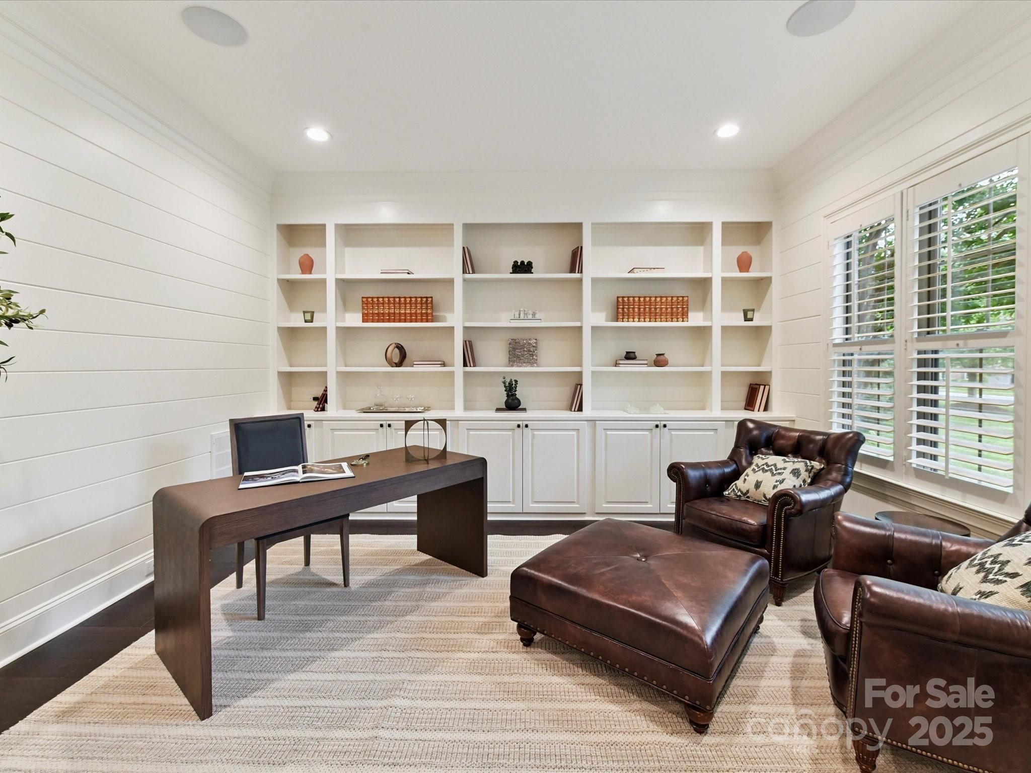 1111 Bromley Drive